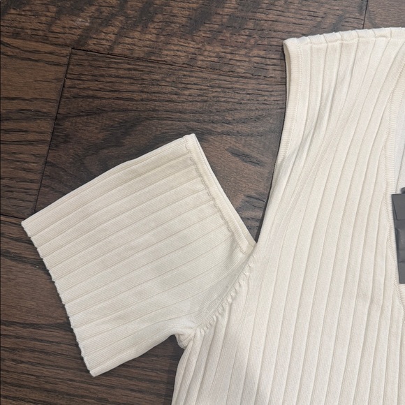 BCBGMaxazria Cold Shoulder Choker Neck Top - Picture 3 of 7